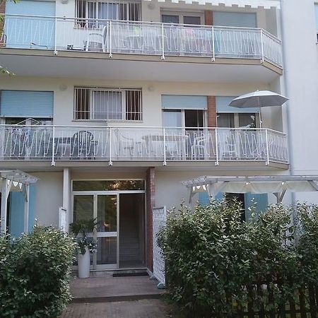Casa Marialuigia - Appartamenti Solo Per Famiglie Jesolo Extérieur photo