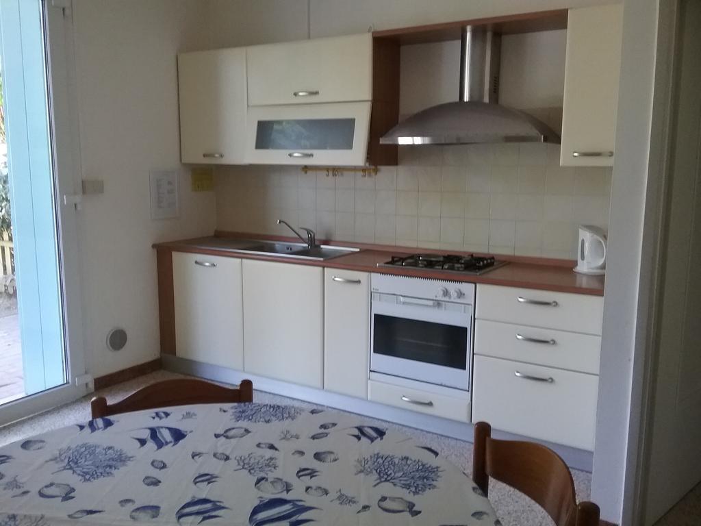 Casa Marialuigia - Appartamenti Solo Per Famiglie Jesolo Extérieur photo