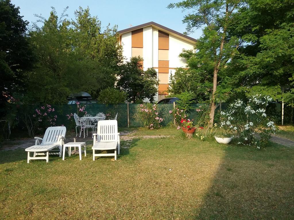 Casa Marialuigia - Appartamenti Solo Per Famiglie Jesolo Extérieur photo