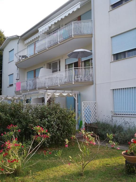 Casa Marialuigia - Appartamenti Solo Per Famiglie Jesolo Extérieur photo
