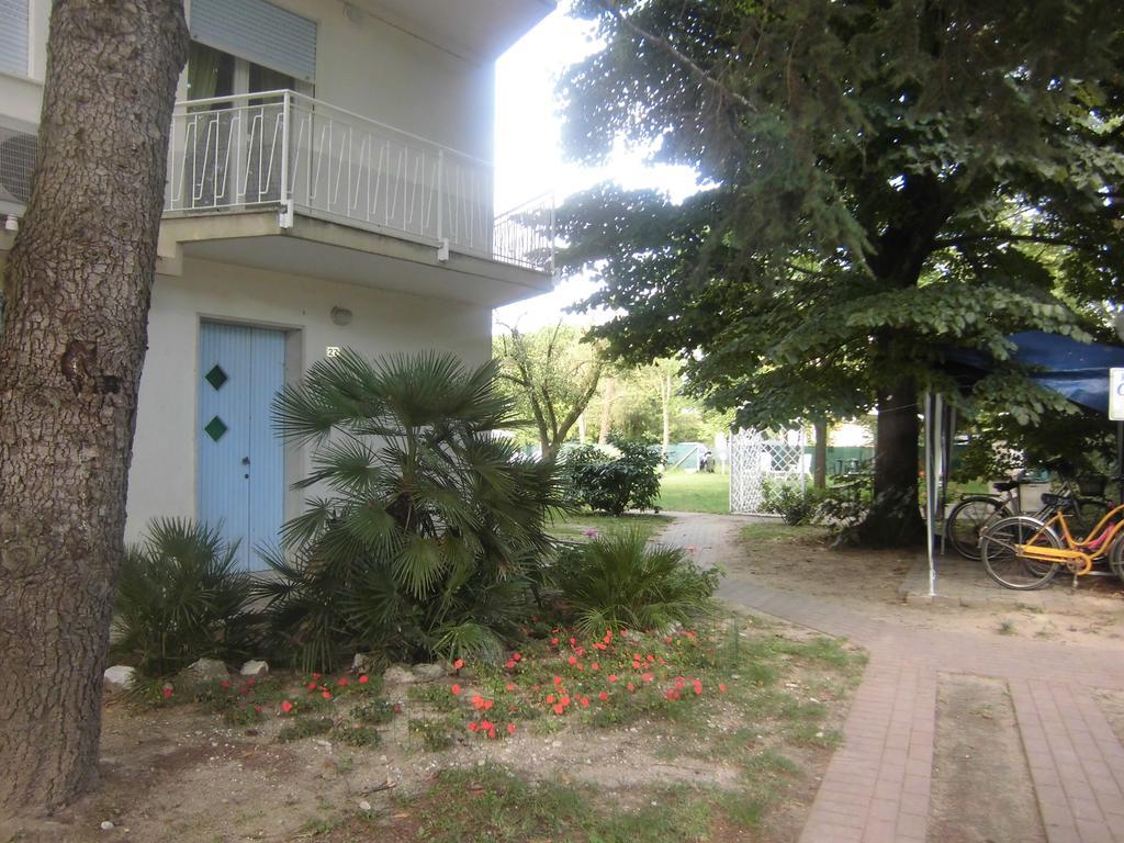 Casa Marialuigia - Appartamenti Solo Per Famiglie Jesolo Extérieur photo